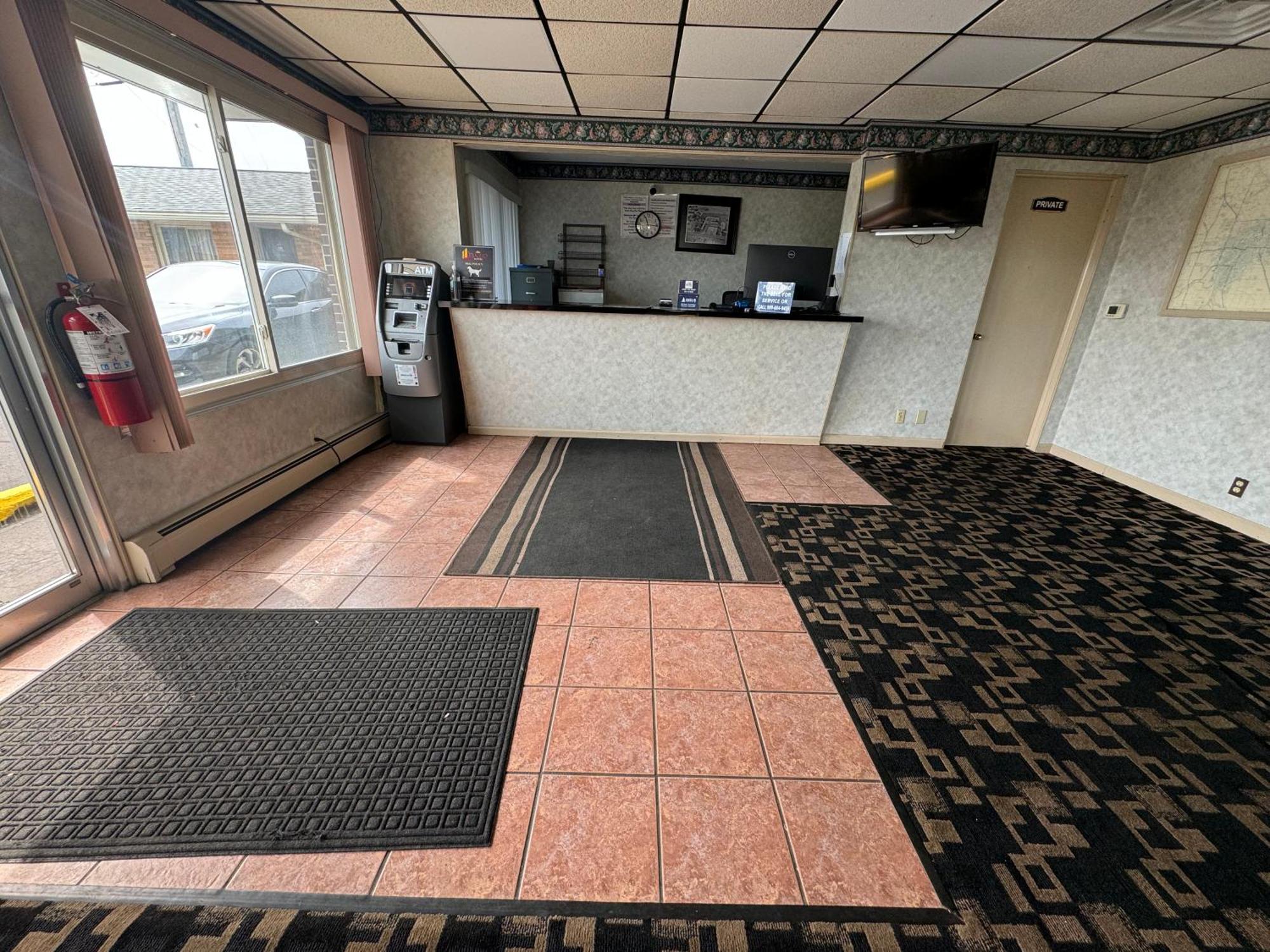 Euclid Motel Bay City Bagian luar foto