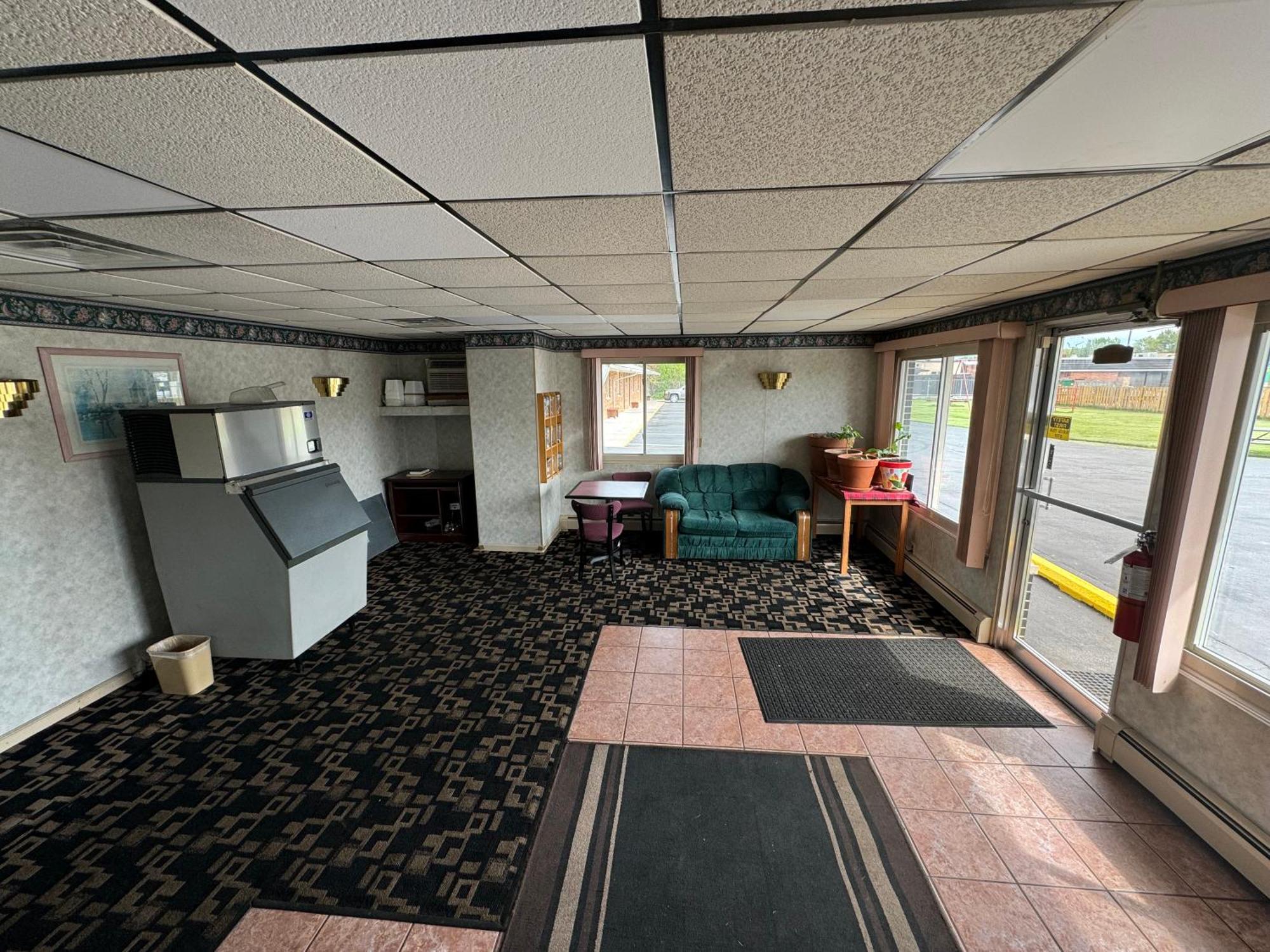 Euclid Motel Bay City Bagian luar foto