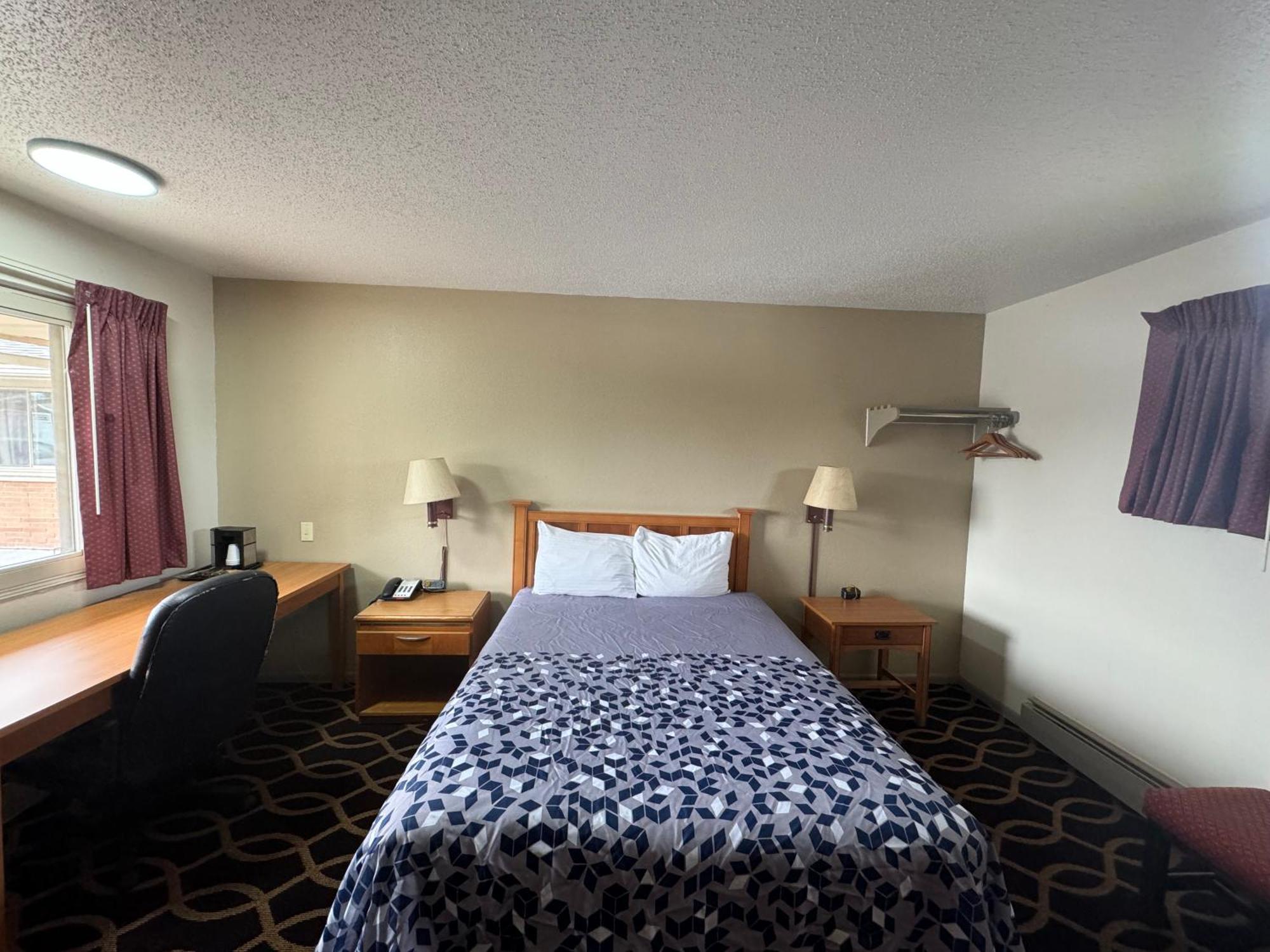 Euclid Motel Bay City Bagian luar foto
