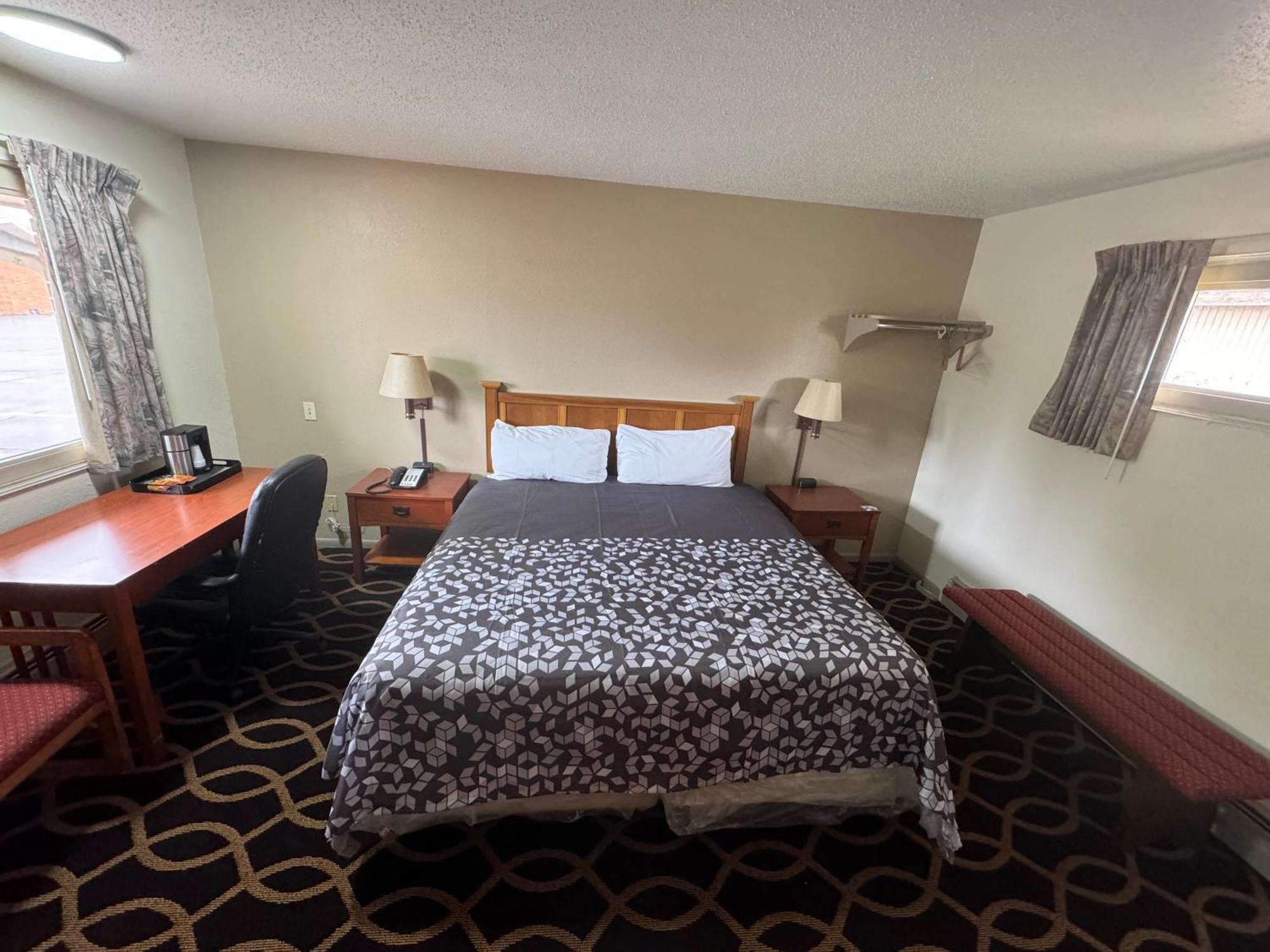 Euclid Motel Bay City Bagian luar foto